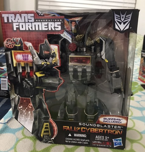 Transformers fall cybertron - transformers,